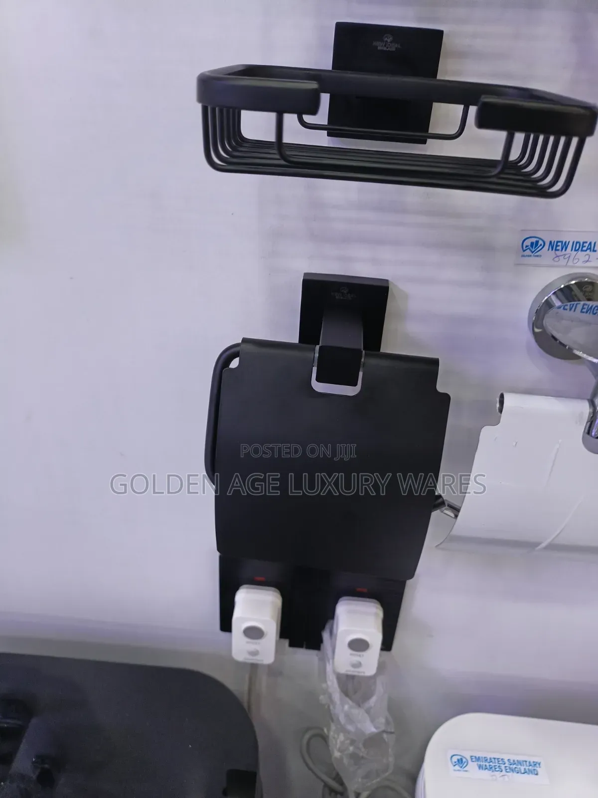 Black Tissue Paper Holder Hn13