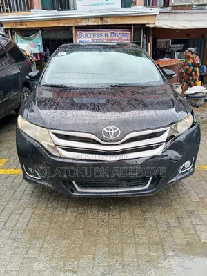 Toyota Venza LE 4dr Wagon (2.7L 4cyl 6A) 2014 Black
