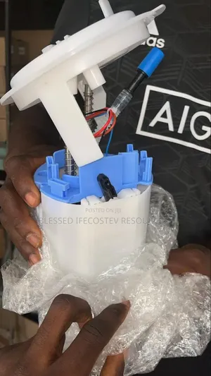 Mercedes C300 Fuel Pump