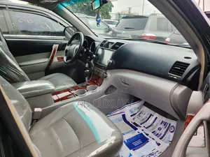Toyota Highlander Hybrid 2010 Black
