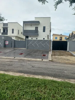 5bdrm Duplex in Omole Phase 2 for sale