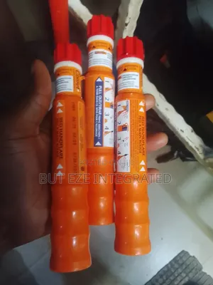 Comet Red Hand Flare