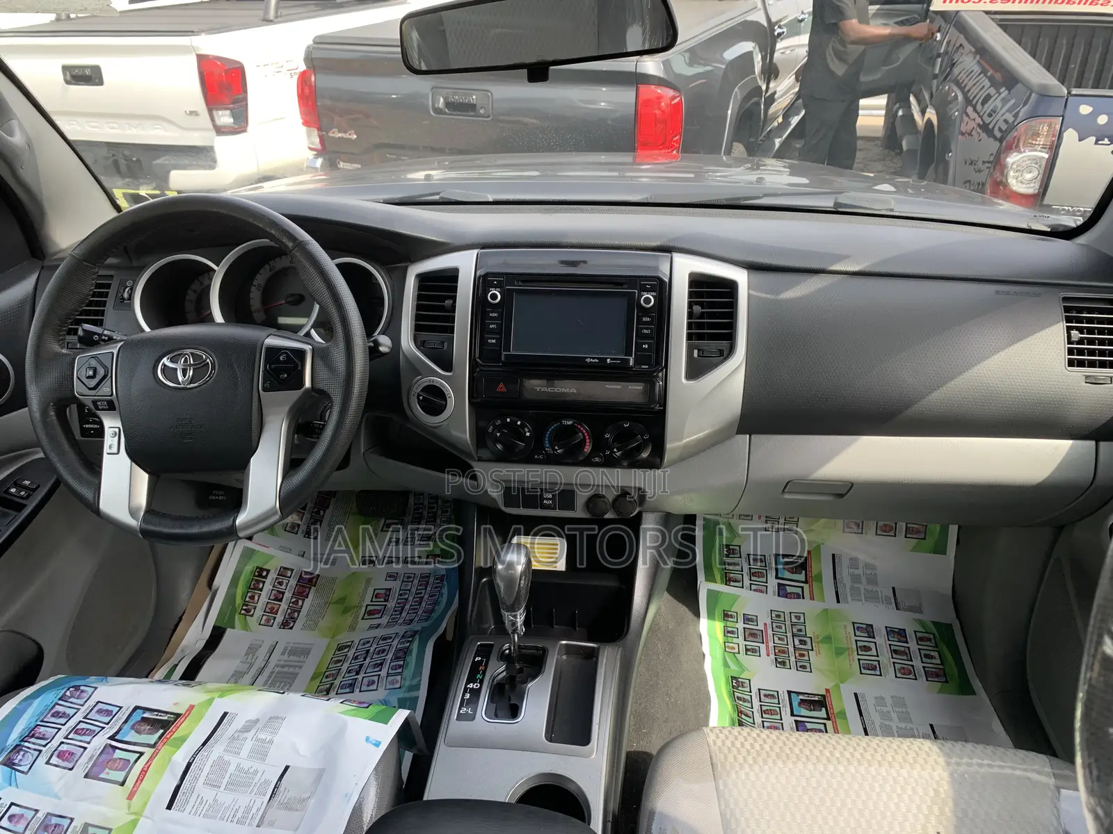 Toyota Tacoma 2015 Gray