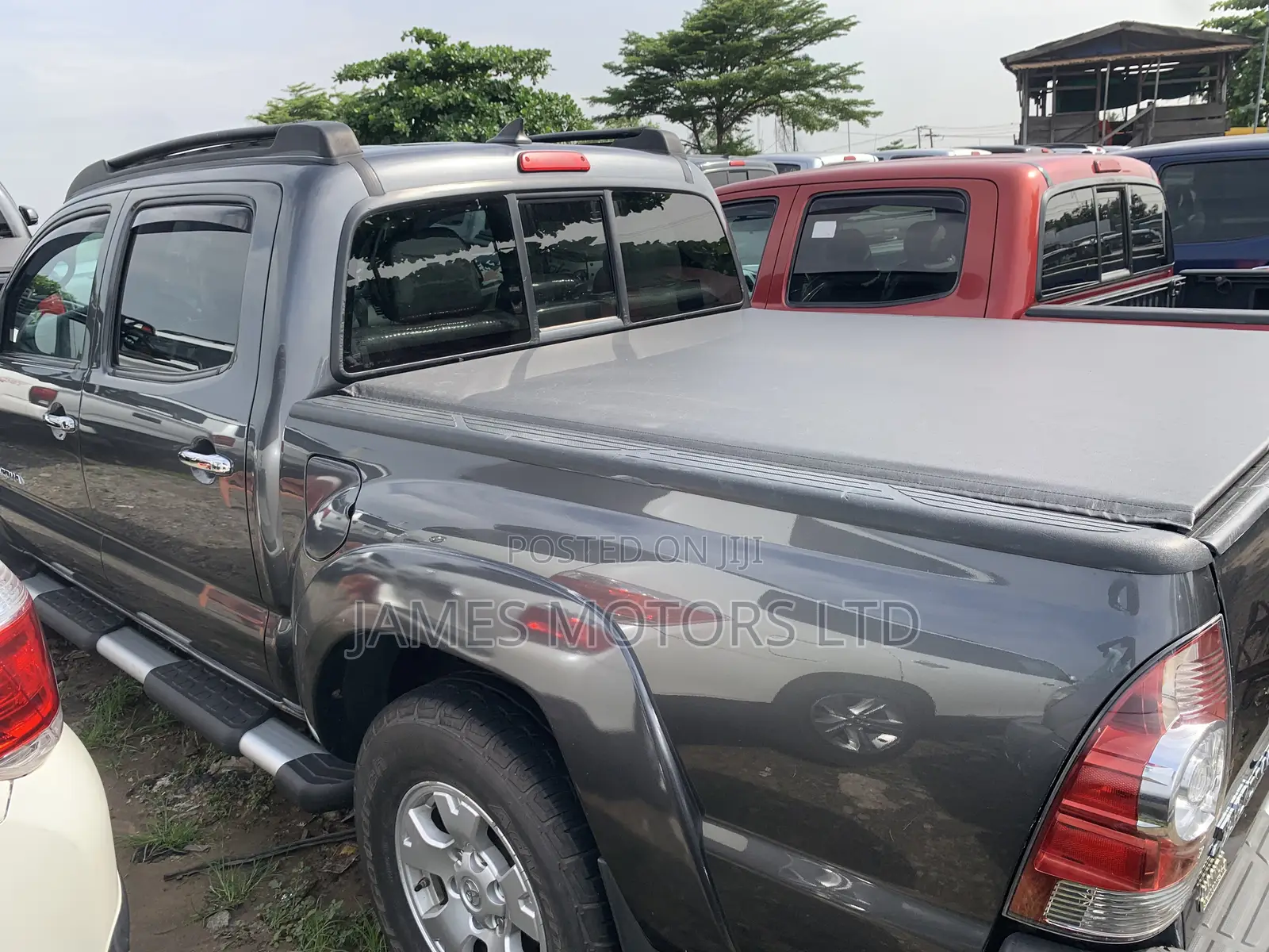 Toyota Tacoma 2015 Gray