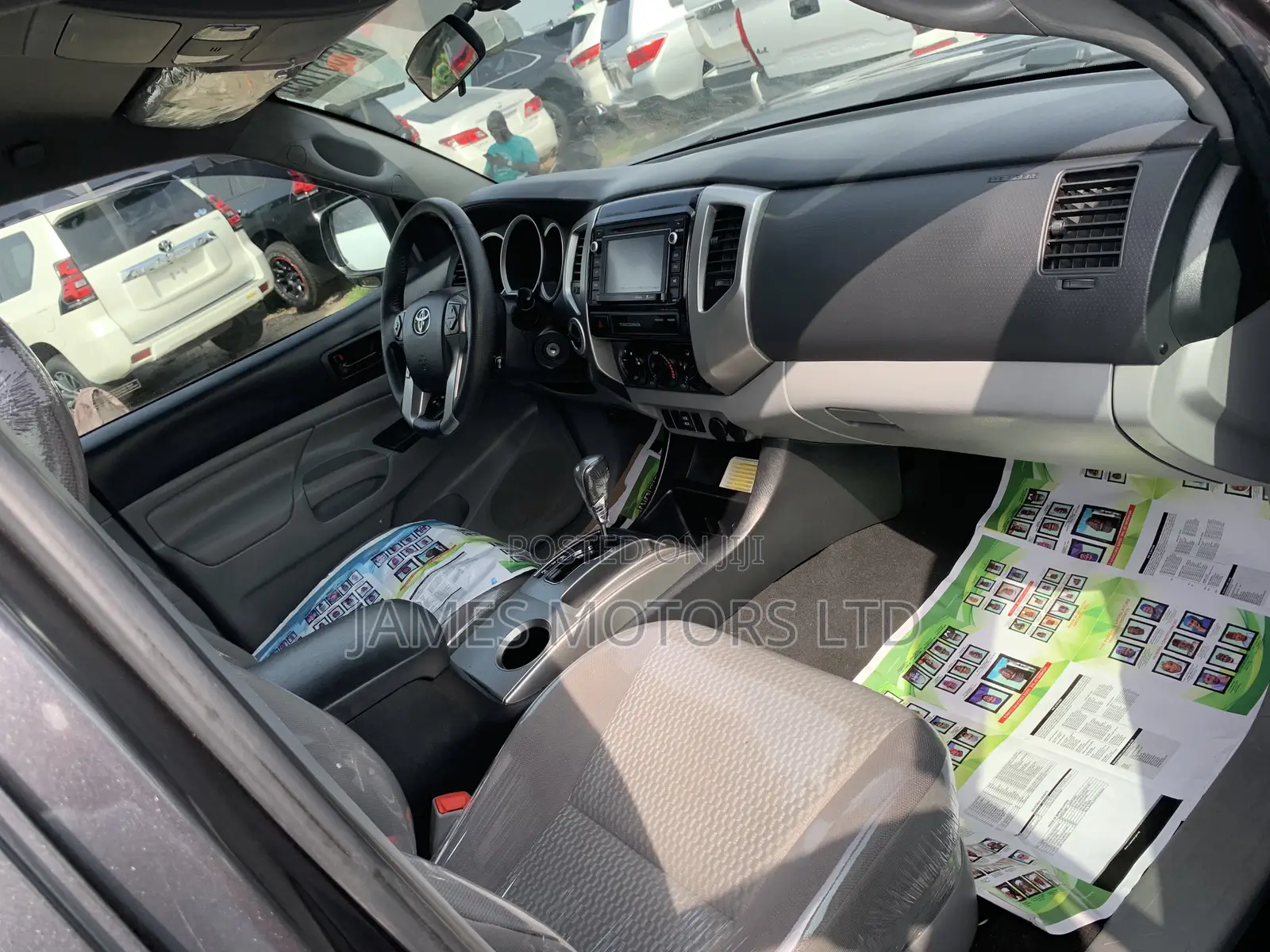 Toyota Tacoma 2015 Gray