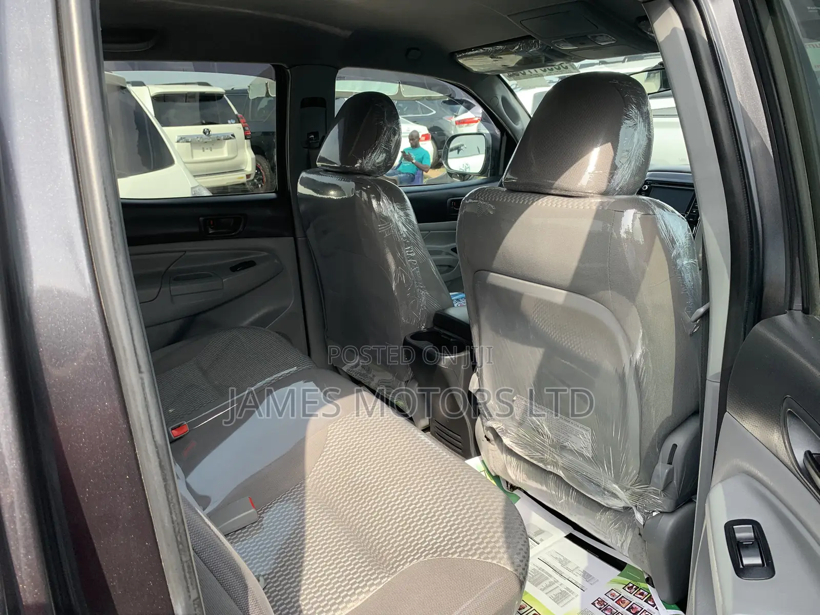 Toyota Tacoma 2015 Gray