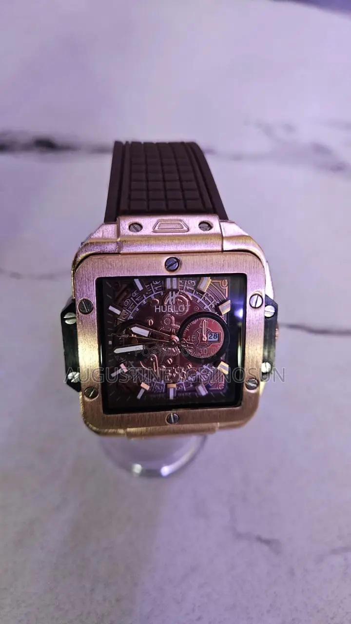 Hublot Wristwatch the Brown Is and the Black 