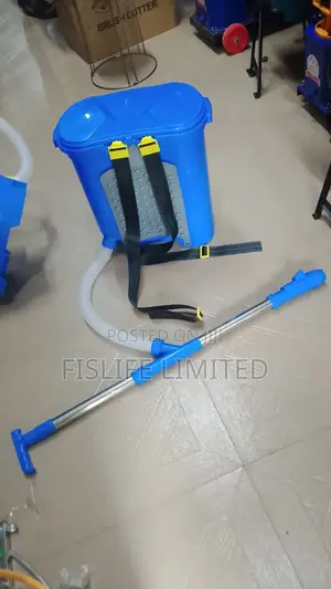 Fertilizer Applicator