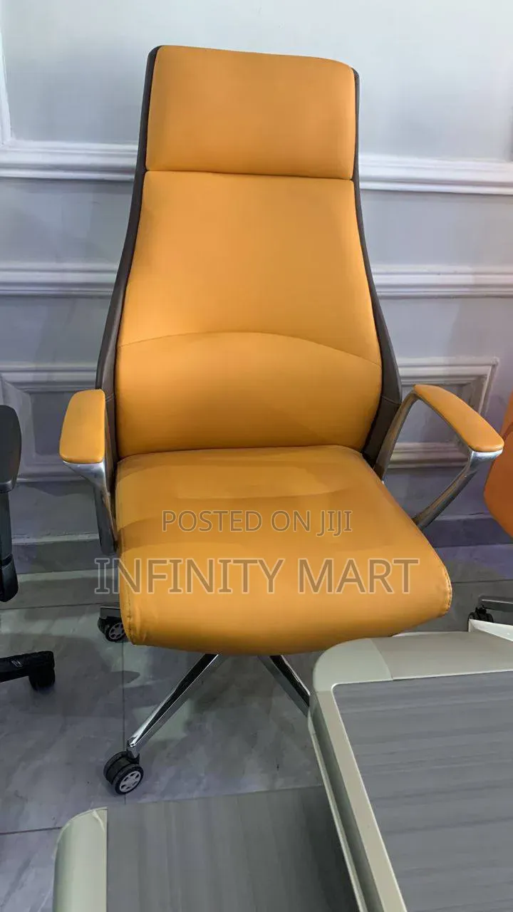 Aurum Executive Swivel Chair