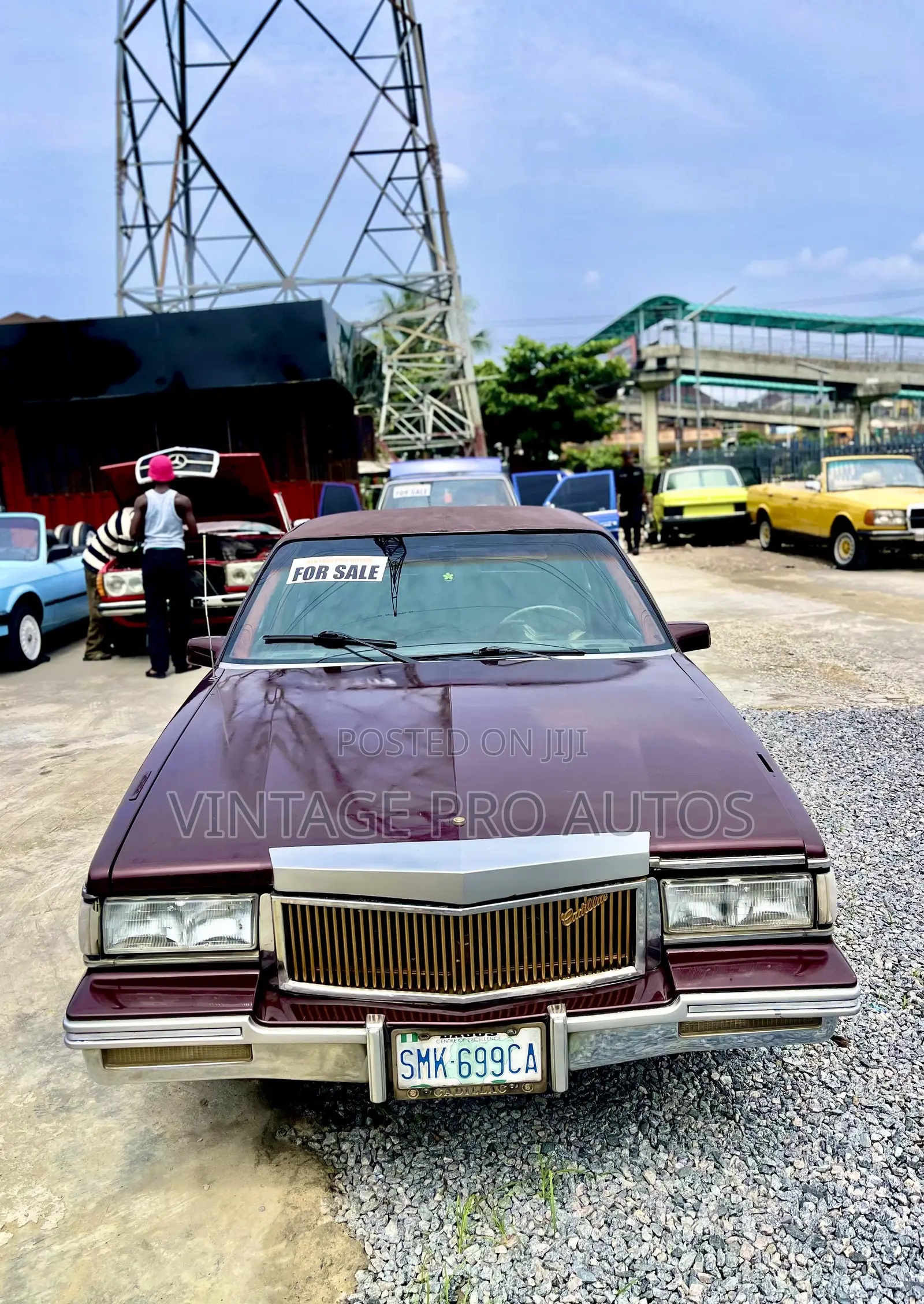 Cadillac Deville 1987 Maroon
