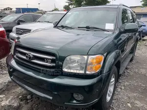 Toyota Sequoia 2004 Green