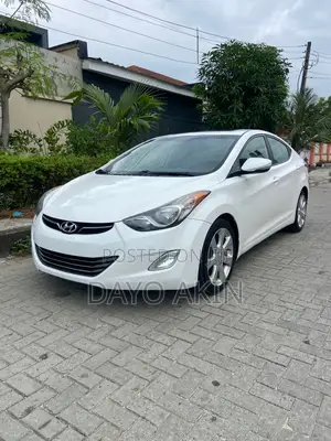 Hyundai Elantra 2013 White