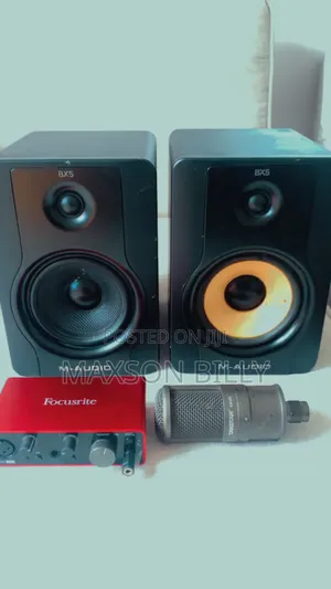 Studio Soundcard, Bx5 Speaker and Takstar Mic