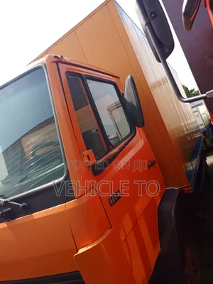 814 Mercedes Truck