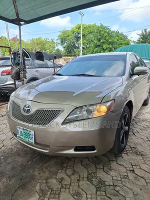 Toyota Camry LE 4dr Sedan (2.4L 4cyl 5A) 2007 Gold