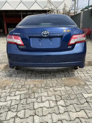 Toyota Camry SE 4dr Sedan (2.5L 4cyl 6AM) 2010 Blue