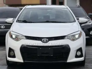 Toyota Corolla 2015 White