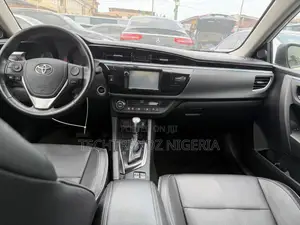 Toyota Corolla 2015 White