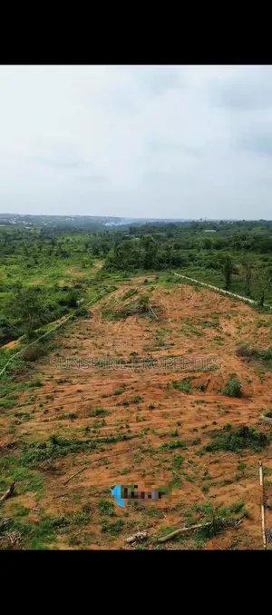 Dry Land Located at Emuren-Ikorodu, Ogun State