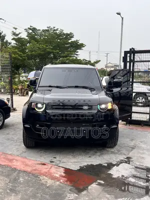 Land Rover Defender 2024 Black