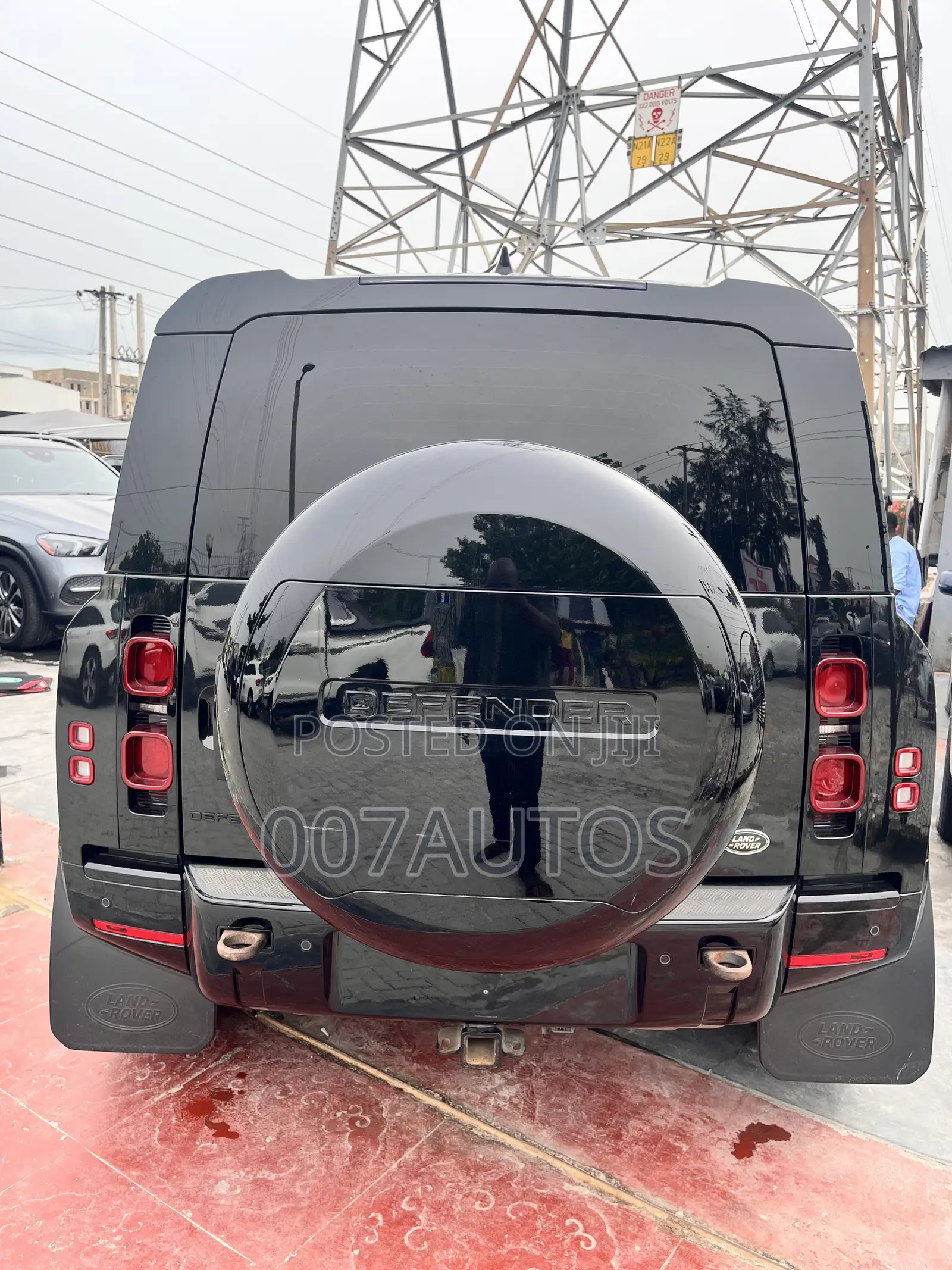 Land Rover Defender 2024 Black