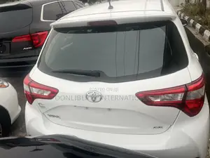 Toyota Yaris 2019 White