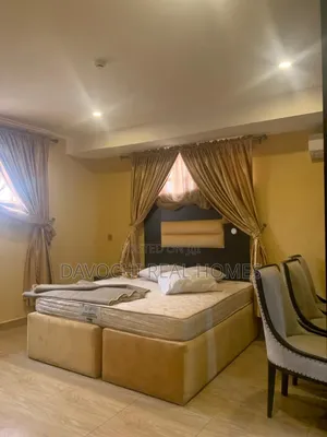 3bdrm Apartment in Lekki Phase 1 for rent