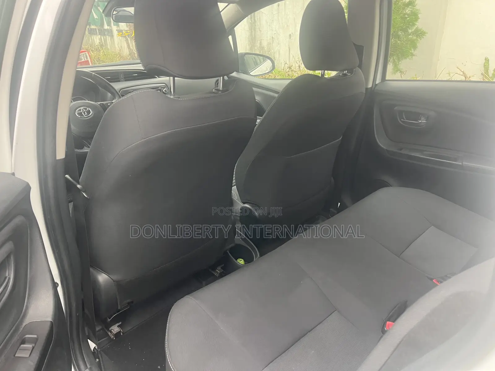 Toyota Yaris 2019 White