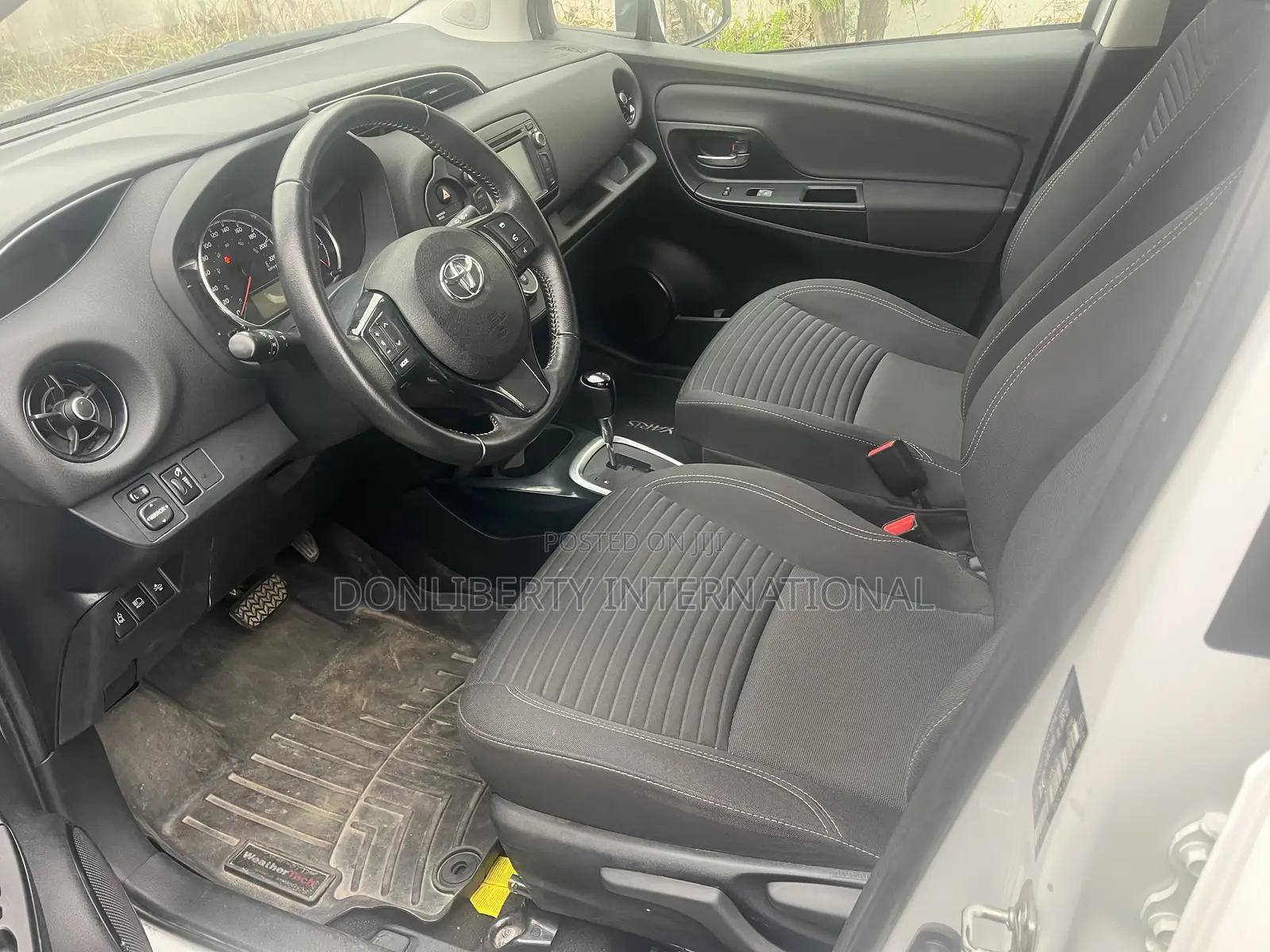 Toyota Yaris 2019 White