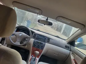 Toyota Corolla LE 2007 Gold
