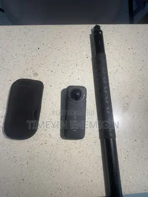 Insta 360 X3 Action Camera With Entended Selfie Stick