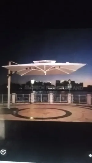 Premium Large Cantilever Outdoor Umbrella With Led Lighting