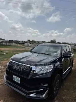 Toyota Land Cruiser Prado 2010 Black