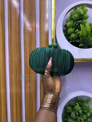 Party Clutch