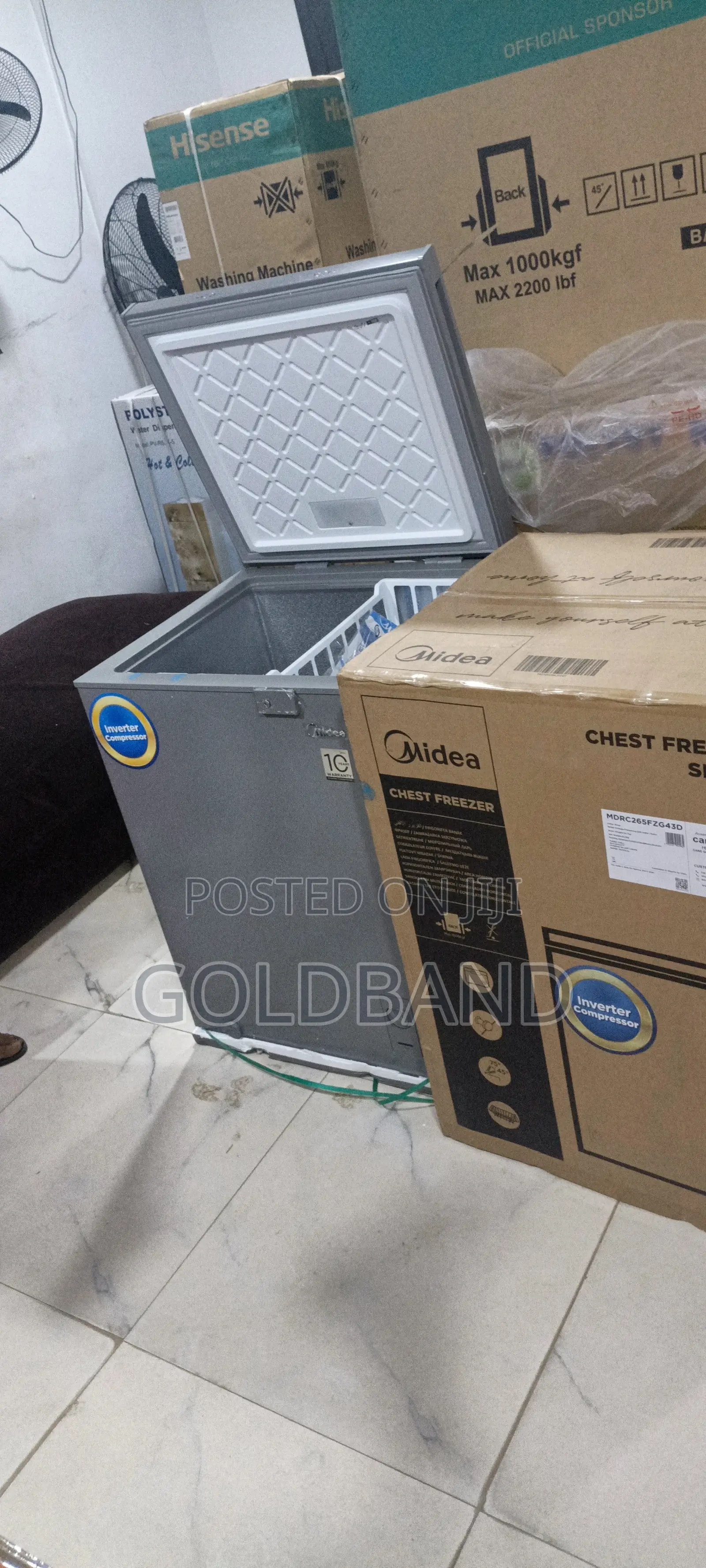 Midea Mdrc265fzg43d Chest Freezer With Energy Efficient Compressor