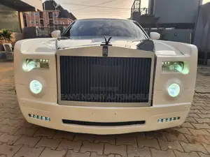 Chrysler 300C 2017 White