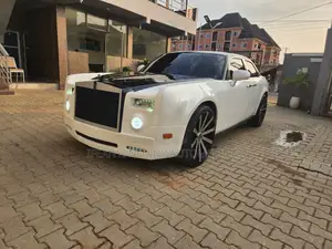 Chrysler 300C 2017 White