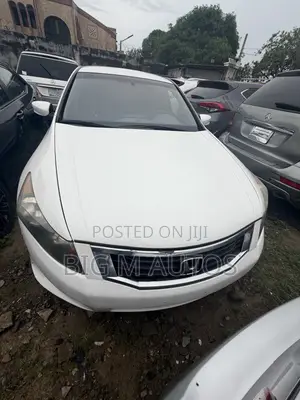 Honda Accord 2009 White