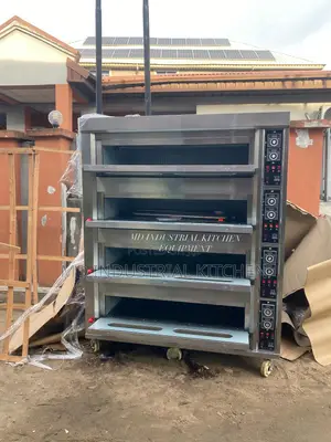 4 Decks Gas Oven