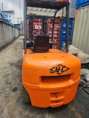 3tons Caterpillar Forklift Available for Sale