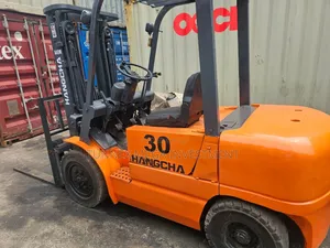 3tons Caterpillar Forklift Available for Sale