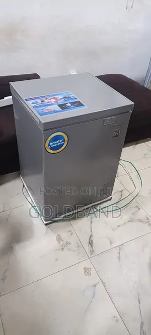 Midea Energy Efficient Deep Freezer 142l for Modern Kitchens