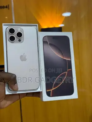 Apple iPhone 16 Pro Max 512 GB Gold