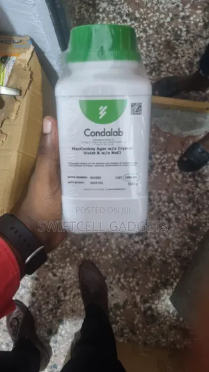 McConkay Agar With Sorbitol (Brand Is Condalabs)