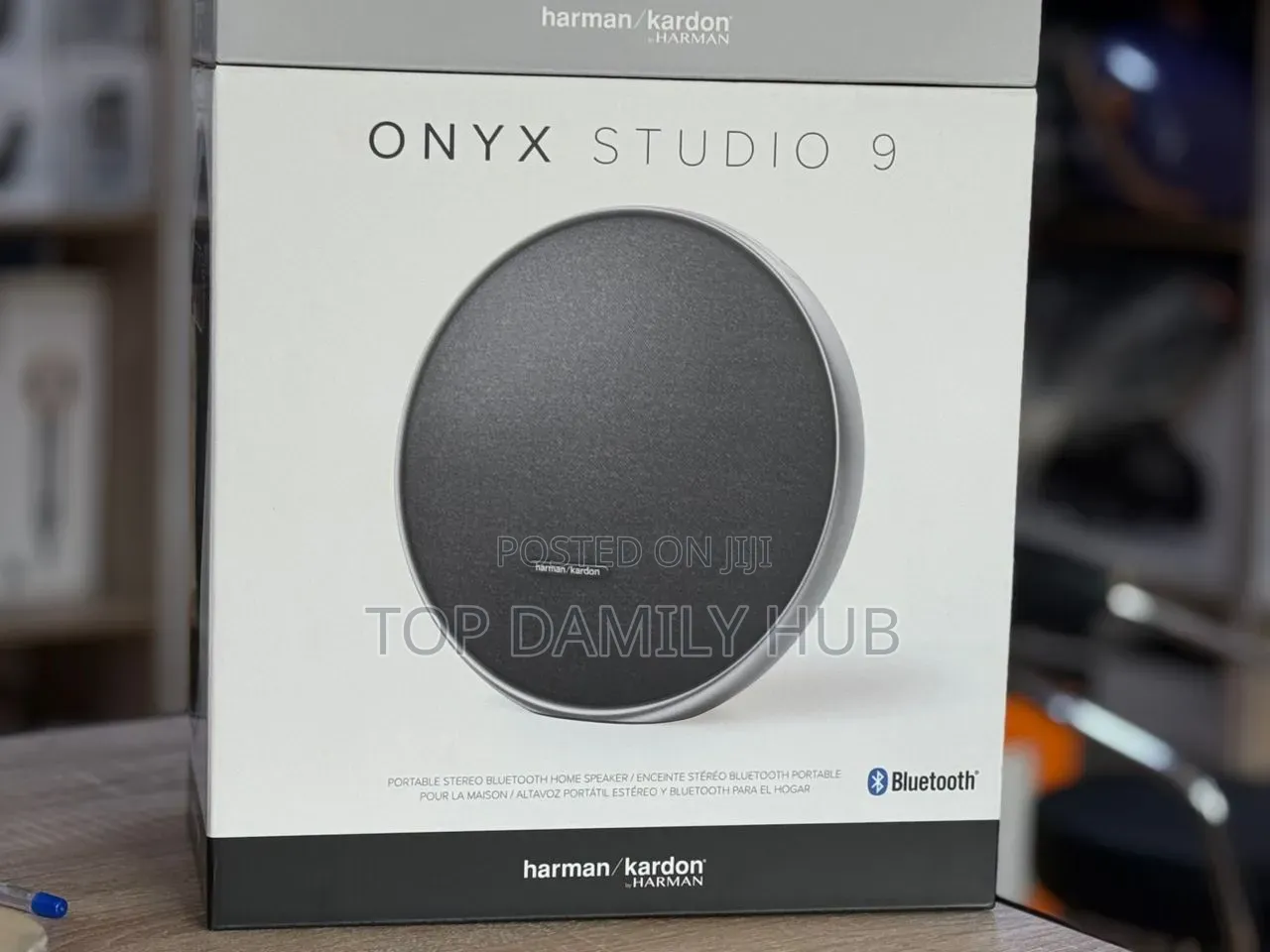 Onyx Studio 9