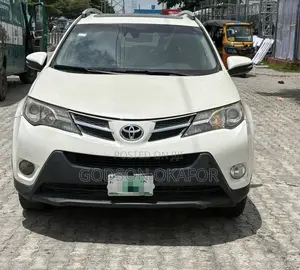 Toyota RAV4 2013 Off white