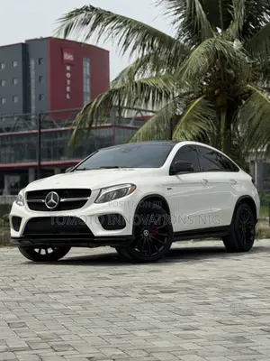 Mercedes-Benz GLE-Class 2016 White