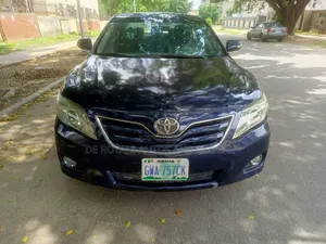 Toyota Camry LE 4dr Sedan (2.5L 4cyl 6AM) 2010 Blue