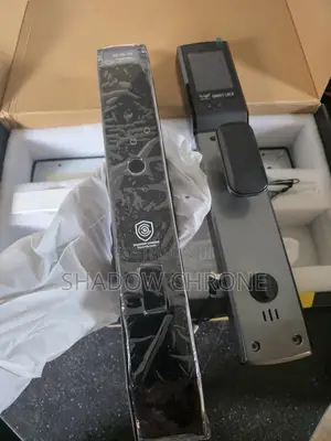 Luxury Smart Door Lock With Fingerprint App Control