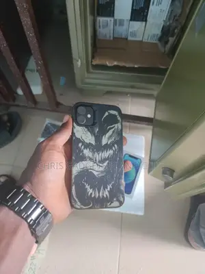 Apple iPhone 11 64 GB